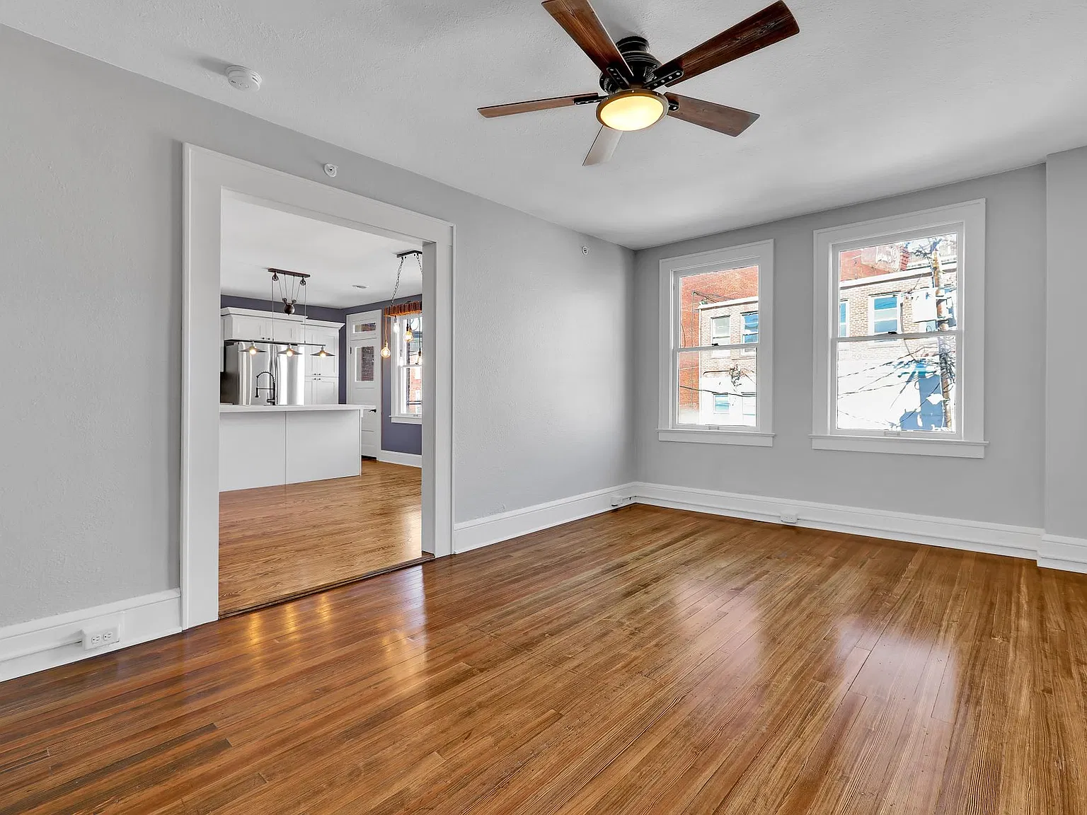 1 bed, 1.5 bath, 800 sqft, $1,150 — Photo 1