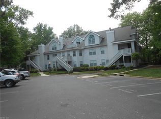 728 Inlet Quay APT F, Chesapeake, VA 23320
