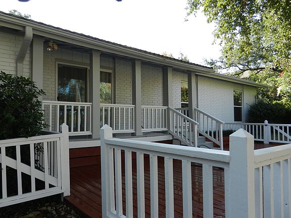 5th image of 801 Park Dr