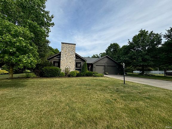 2nd image of 710 Willowbrook Trl