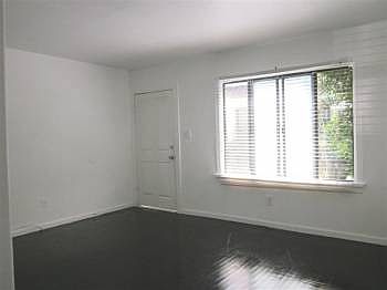 3rd image of 1428 Micheltorena St