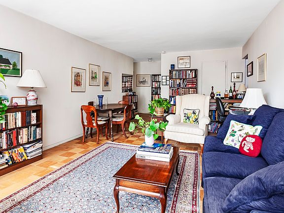 2nd image of 225 E 36th St APT 6F