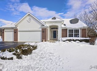 4006 Landings Ct, McHenry, IL 60050