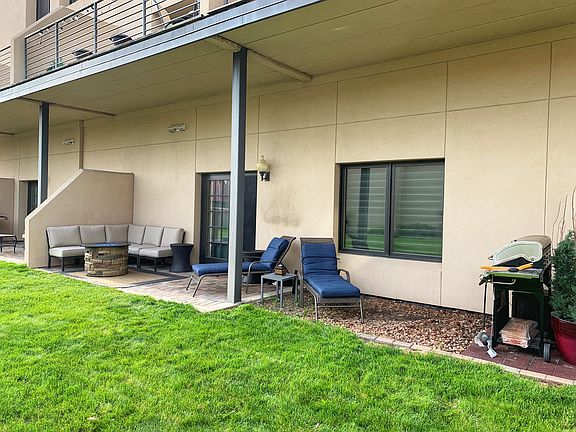 Private 30’5” x 7’10” Patio