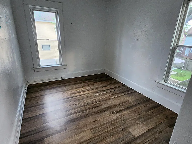 839 E 26th St #2 — Photo 12