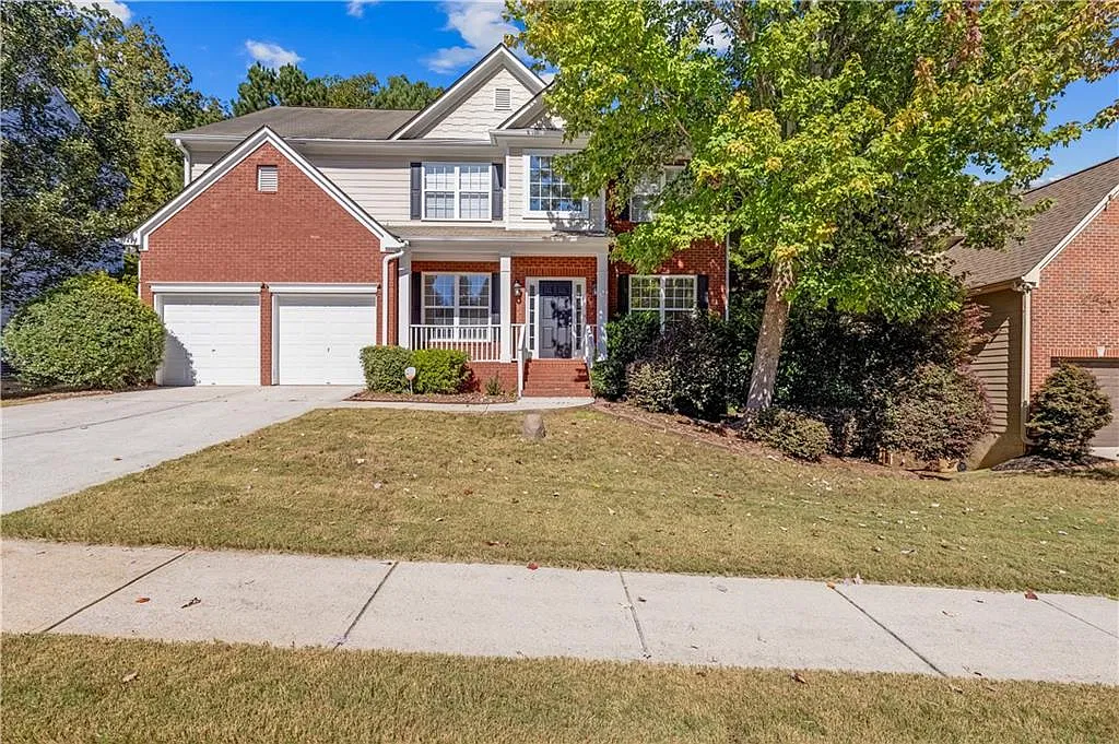 4 bed, 2.5 bath, 2647 sqft, $2,950 — Photo 1