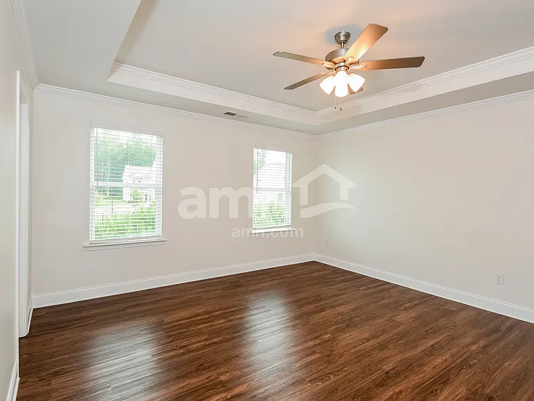 316 Bourne St — Photo 12