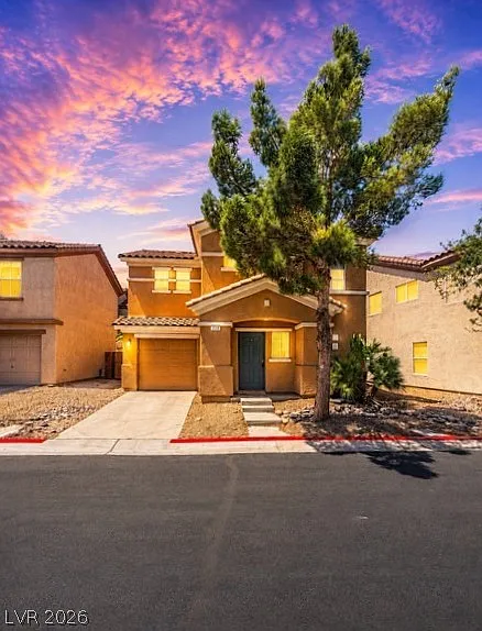 3 bed, 2.5 bath, 1671 sqft, $1,900 — Photo 1