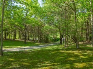 111 Smith Rd, Poughkeepsie, NY 12603