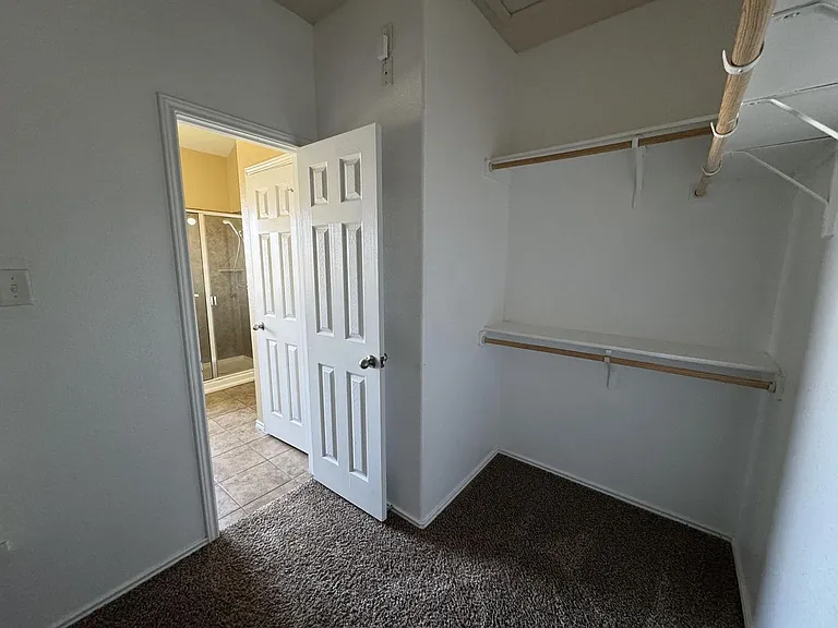 6406 Clear Brook Dr — Photo 18