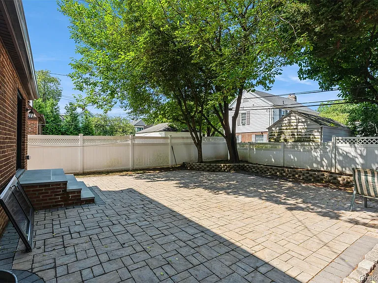 7 Bayview Ter — Photo 29