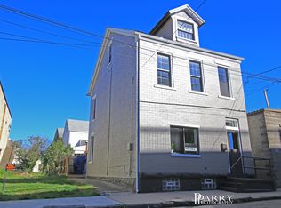 24 1st St, Pittsburgh, PA 15215