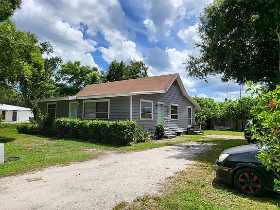 3rd image of 906 E GIBSON STREET