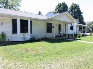 210 W Jackson St, Mulberry, IN 46058