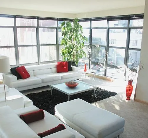 Gaslight & Corcoran Lofts — Photo 4