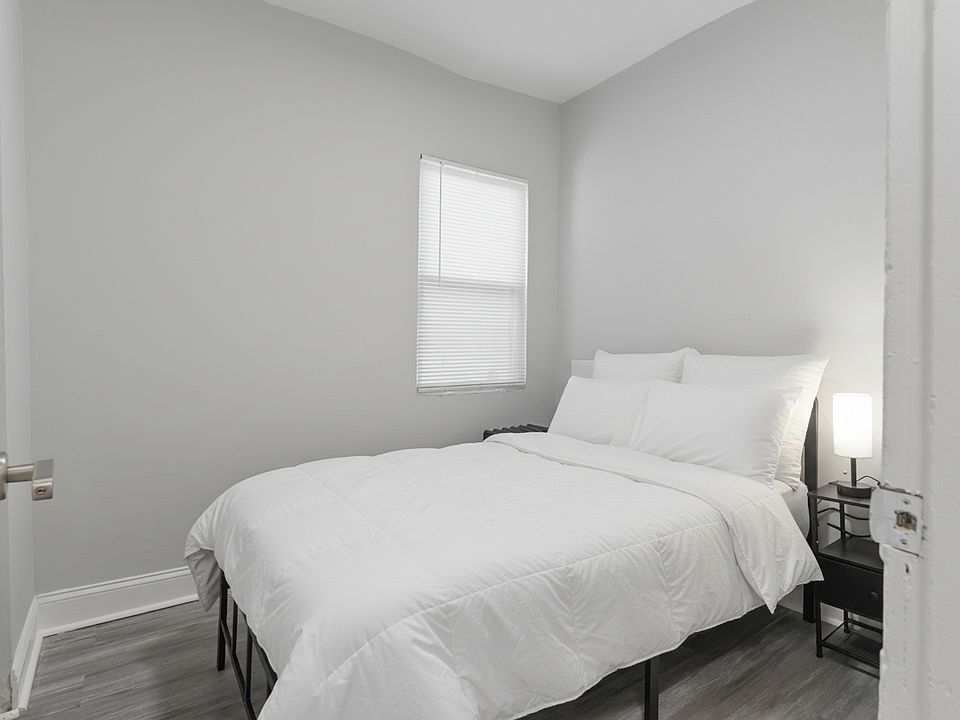 1st image of 1023 Harlem Ave #4