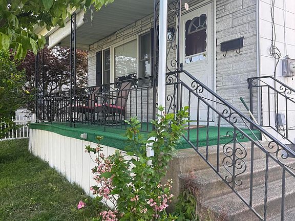 2nd image of 731 Carmalt St
