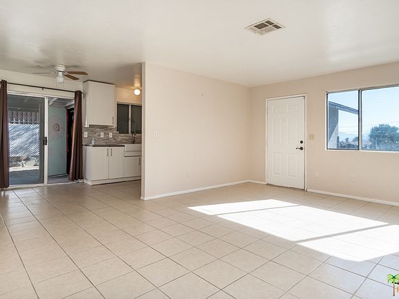 5th image of 66050 Cahuilla Ave