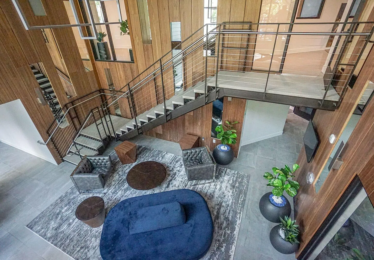 100 Boyd — Photo 1