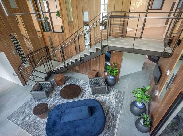 100 Boyd Rd APT 212