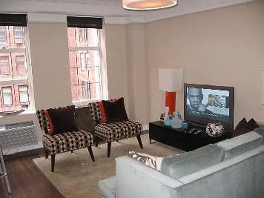 Sold by Corcoran | media 3