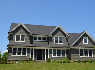 4 Legend Hollow Ct, Freehold, NJ 07728