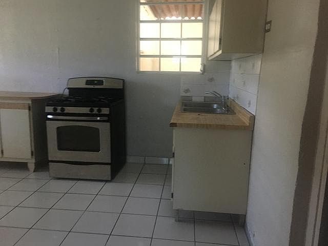 2nd image of 634 Calle Collins
