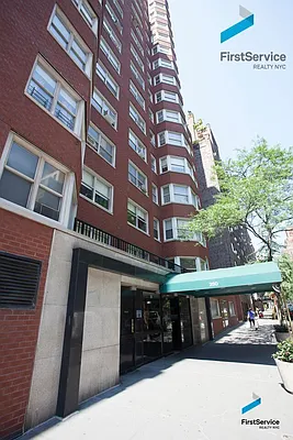 Rented by FirstService Realty (legacy) | media 36