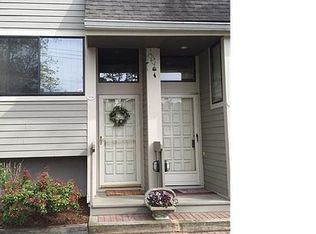 358 Sunrise Hill Ln, Norwalk, CT 06851