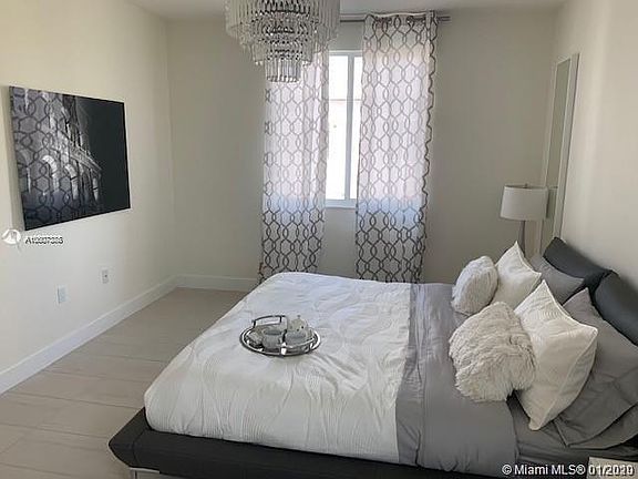 5th image of 10229 NW 64th Ter APT 301