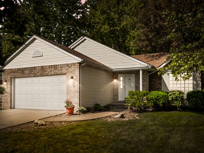 2904 E College Ave, Bloomington, IL, 61704