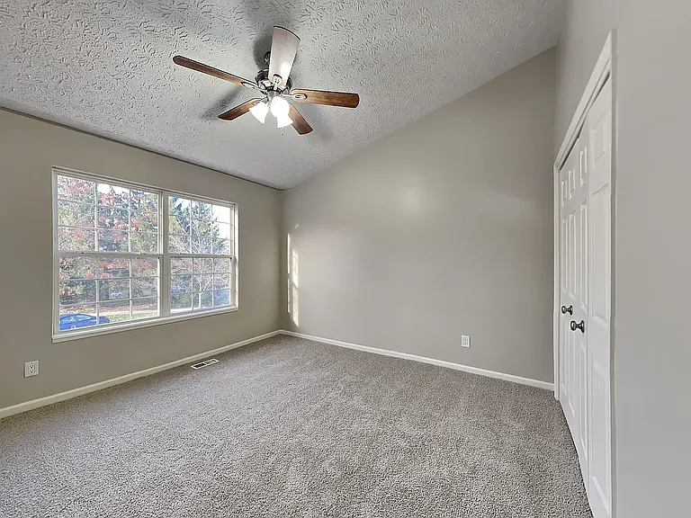 4427 Nighthawk Ct — Photo 24