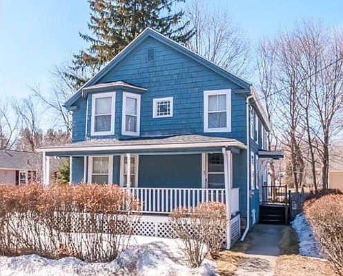 2nd image of 31 Wilson St