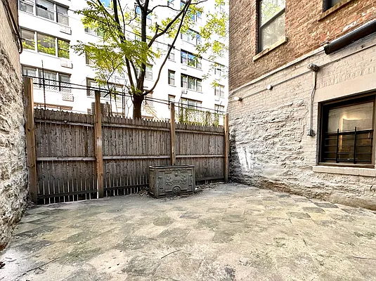 Rented by REAL New York | media 8