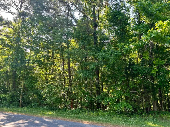 16 Brickyard Rd, Sylacauga, AL 35150