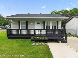 5105 Hughes Rd, Lansing, MI 48911