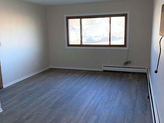 4 living room_01202021