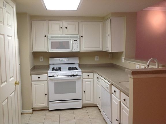 2nd image of 3835 9th St #805W