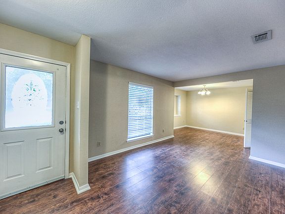living room / dining room