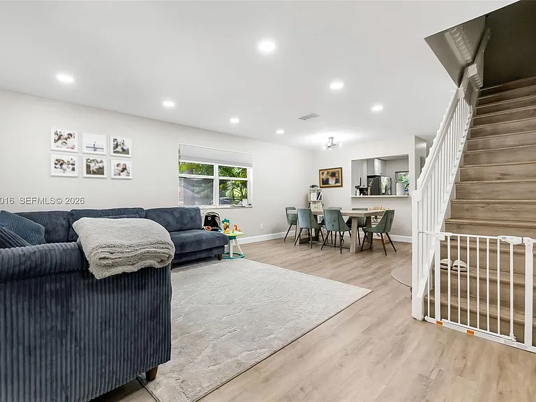 6819 Sienna Club Pl — Photo 3