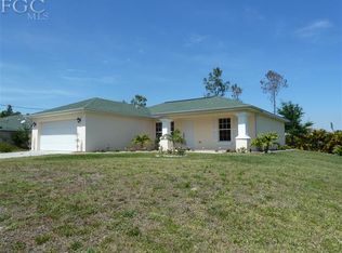6623 Eagle St, Fort Myers, FL 33966
