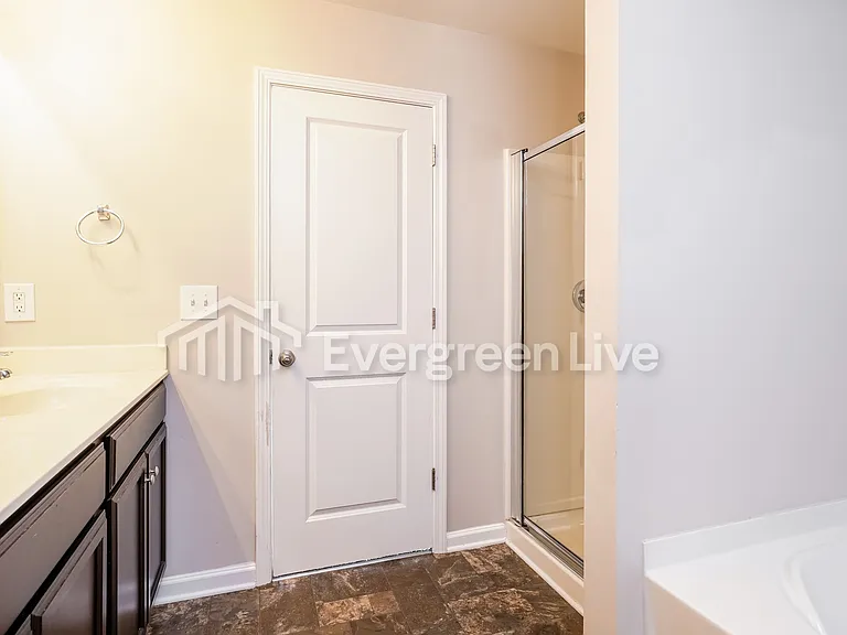 1428 Aurora Glen Dr — Photo 13