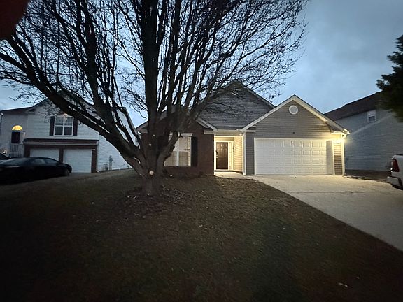 2nd image of 2839 Amerson Trl