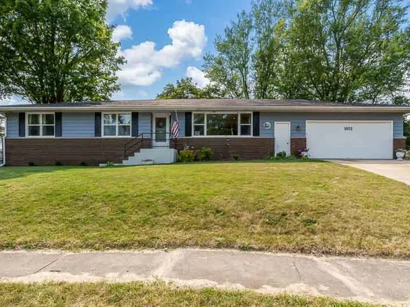 1651 Cedardale Dr, Belvidere, IL 61008