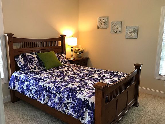 Guest Bedroom 12x12