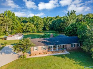 1171 Perkins Wood Rd, Hartselle, AL 35640