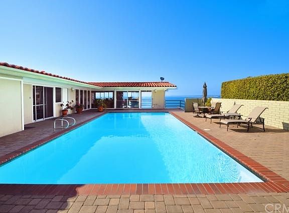 3rd image of 549 Palos Verdes Dr W