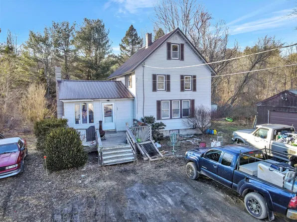 88 Route 133, Winthrop, ME 04364