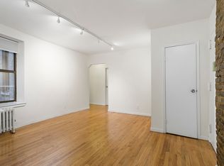 337 W 21st St APT A, New York, NY 10011