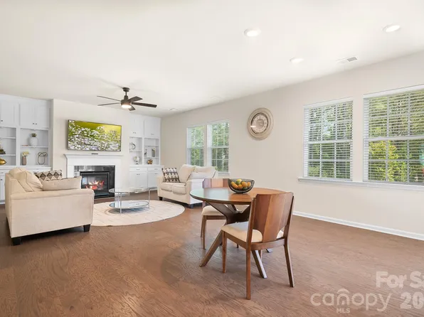 4032 Whipcord Dr, Waxhaw, NC 28173